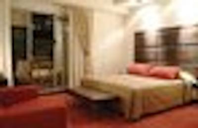 ادناوم پرسُنال هتل