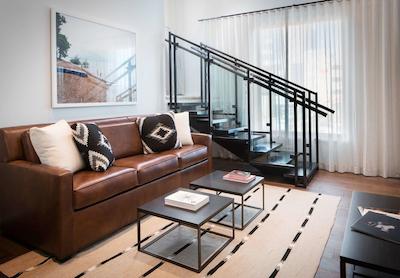 هالسین ا هتل این چری کریک