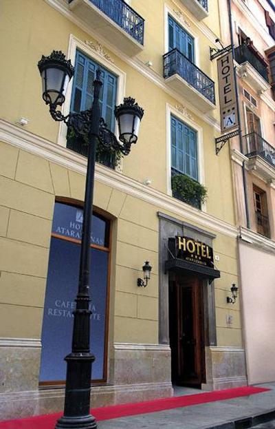 هتل اتارازاناز