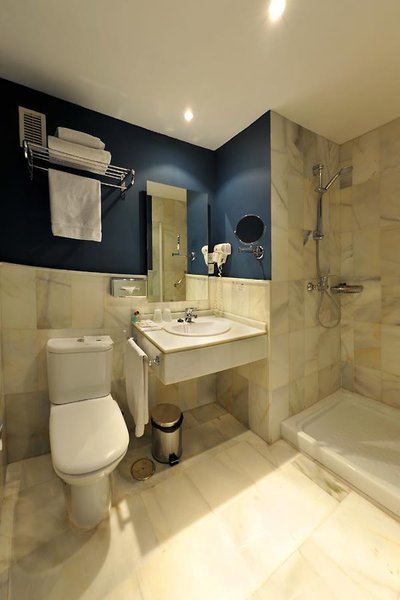 هتل اتارازاناز