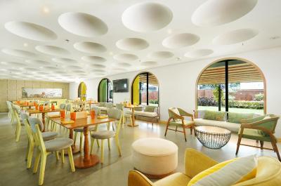 فیرفیلد بای ماریت گوا انجونا