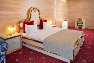 گرند هتل بلاروسکایا