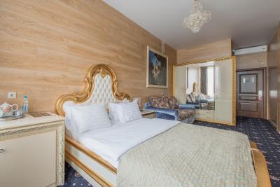 گرند هتل بلاروسکایا