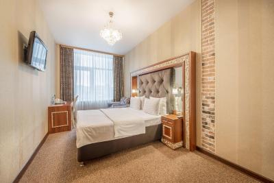 گرند هتل بلاروسکایا