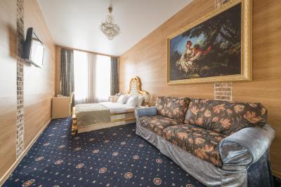 گرند هتل بلاروسکایا