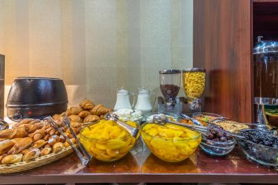 گرند هتل بلاروسکایا