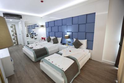 الیپز رویال هتل اند اسپا