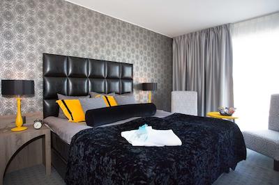 بست وسترن پلاس هتل ساوی