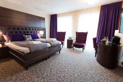 بست وسترن پلاس هتل ساوی