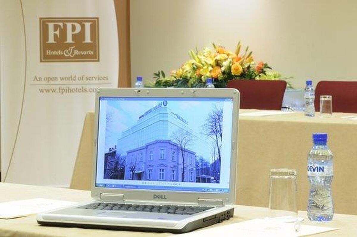 کریستال پالاس