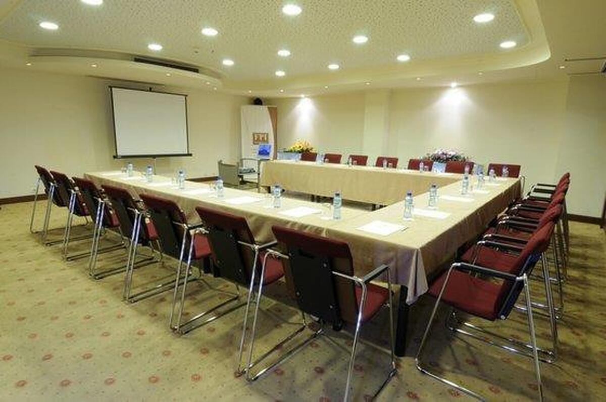 کریستال پالاس