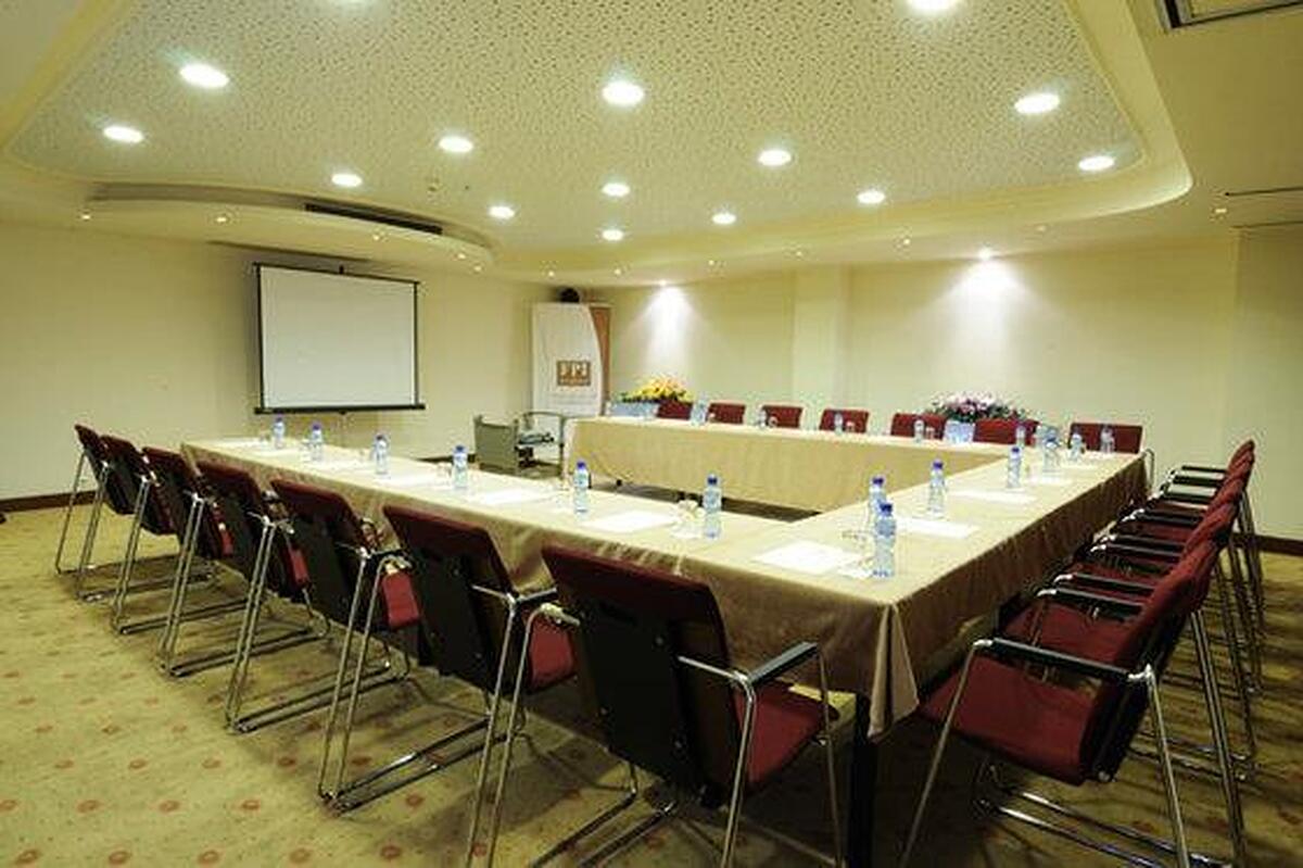 کریستال پالاس