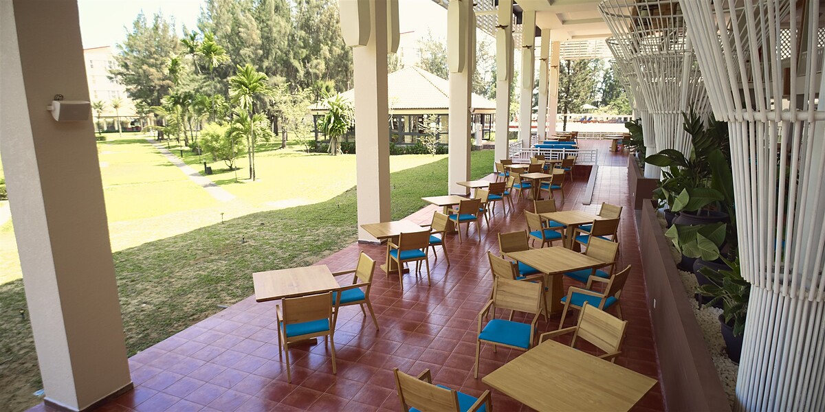 سنتارا ساندی بیچ ریزرت دانانگ