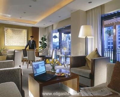 کاپتورن کینگز هتل سنگاپور