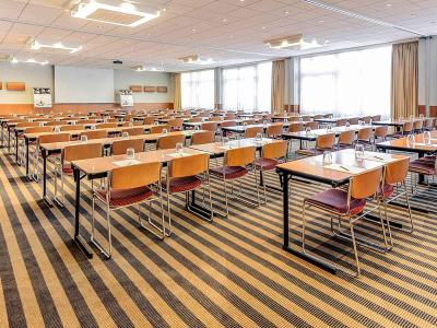 مرکور آیرپرت هتل برلین تجل