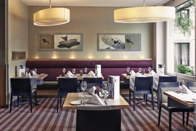 مرکور آیرپرت هتل برلین تجل