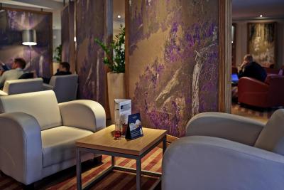 مرکور آیرپرت هتل برلین تجل