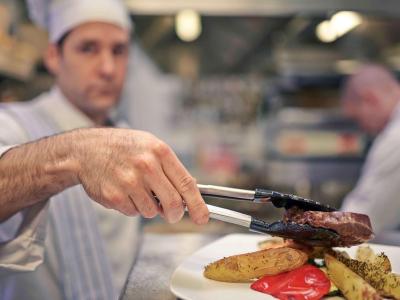 مرکور آیرپرت هتل برلین تجل