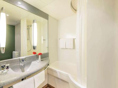 مرکور آیرپرت هتل برلین تجل