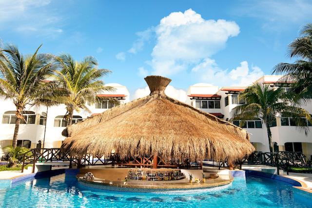 هیدن بیچ او ناتورل ریزرت بای کاریسما