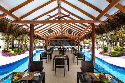 هیدن بیچ او ناتورل ریزرت بای کاریسما