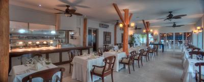 هیدن بیچ او ناتورل ریزرت بای کاریسما