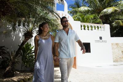 هیدن بیچ او ناتورل ریزرت بای کاریسما