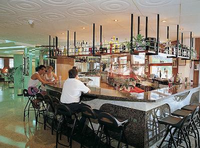 هتل ی اُاسیز پارک اند اسپا