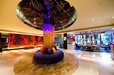 تونگتارا ریورویو