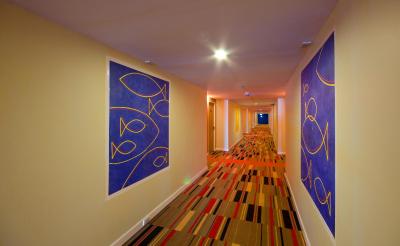 تونگتارا ریورویو