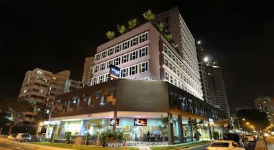 ولیو تامسون