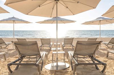 د گراند ات مون پالاس کانکون