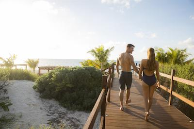 د گراند ات مون پالاس کانکون