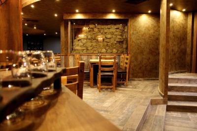 گلدن تولیپ وارنا