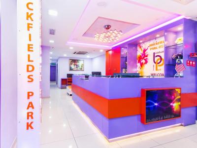 بریکفیلدز پارک هتل