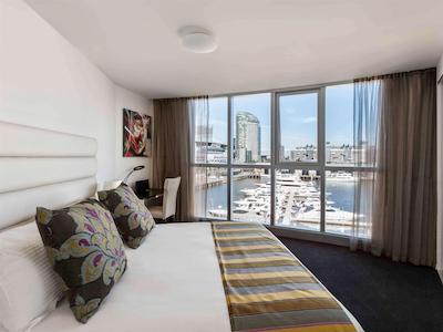 د سبل ملبورن دکلاندز