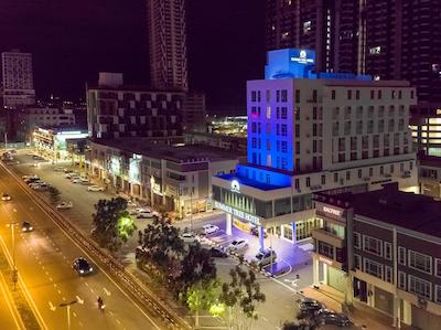 سومر تری هتل ملاکا