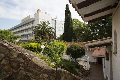 هتل دن جوان تسا