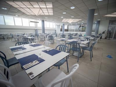 هتل دن جوان تسا