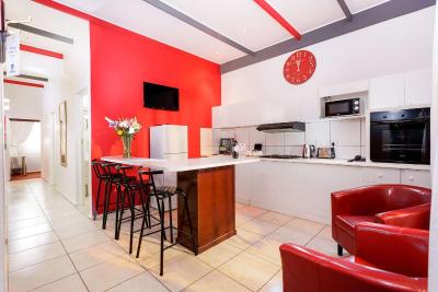 بست وسترن کاپ سویتز هتل