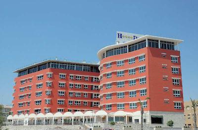 پورتو جوان منتیل اسپا اند باس ناوتیکا