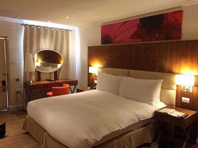 گولد ریف سیتی دم پارک هتل