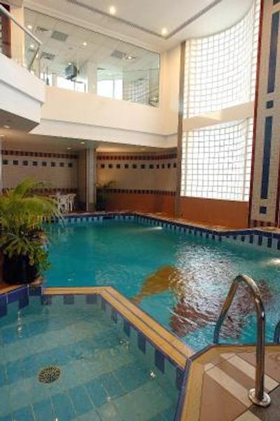 رامادا بیچ هتل اجمان