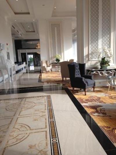 د بازار هتل