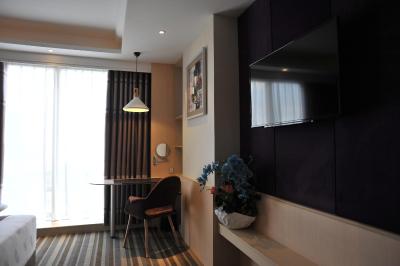 د بازار هتل