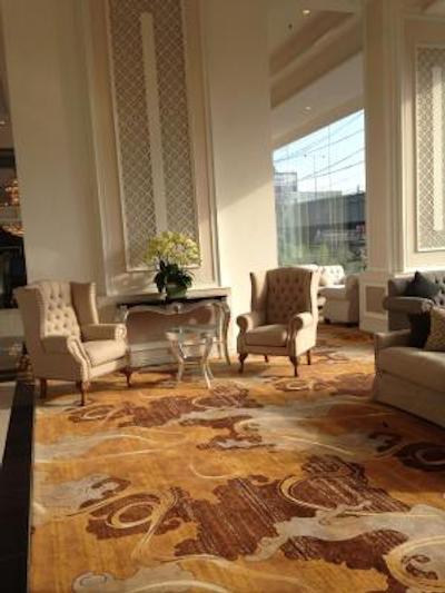 د بازار هتل