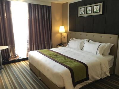 د بازار هتل