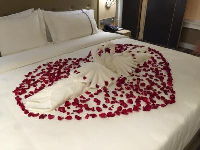 د بازار هتل