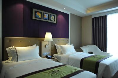 د بازار هتل