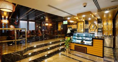 کوئین پالاس هتل